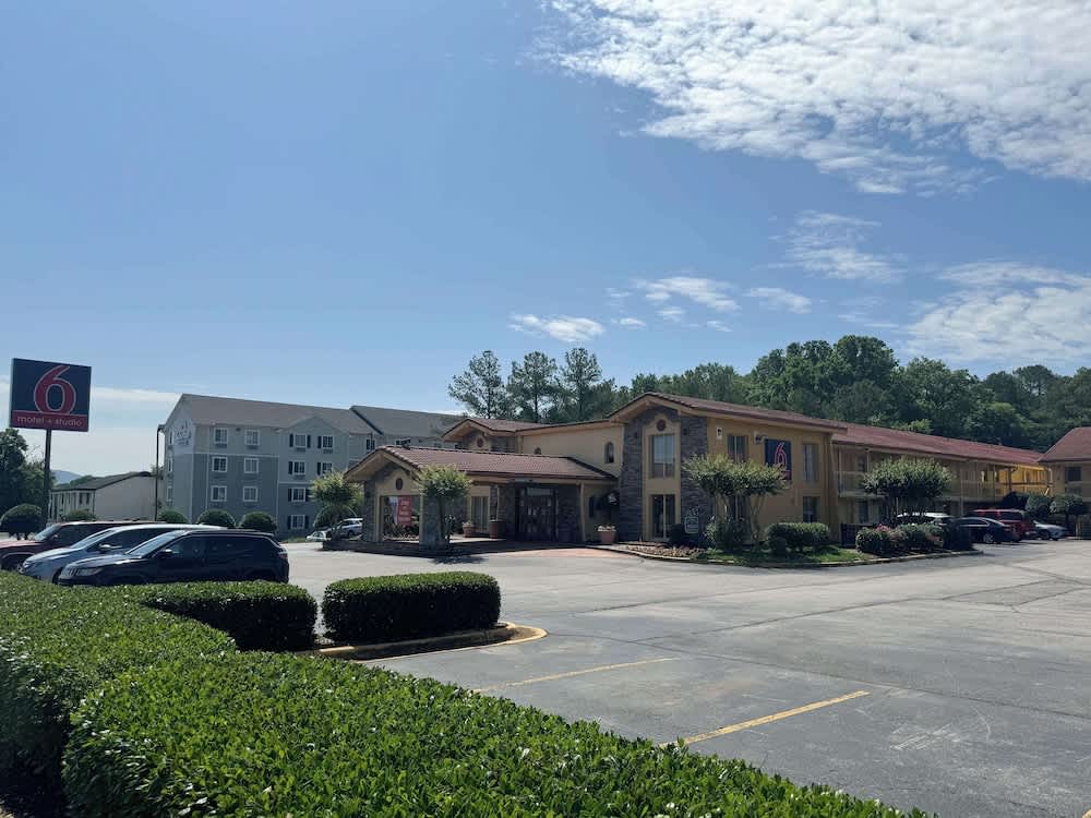 Studio 6 Extended Stay - Huntsville, AL University Drive 1