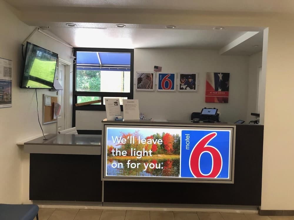 Motel 6-Nashville, TN - Airport 2