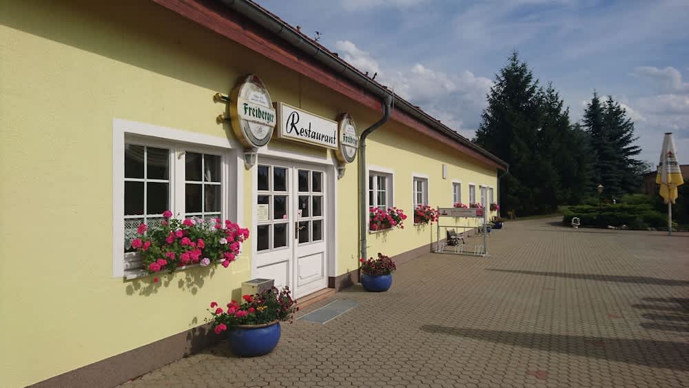 Hotel-Pension Am Mühlberg 1