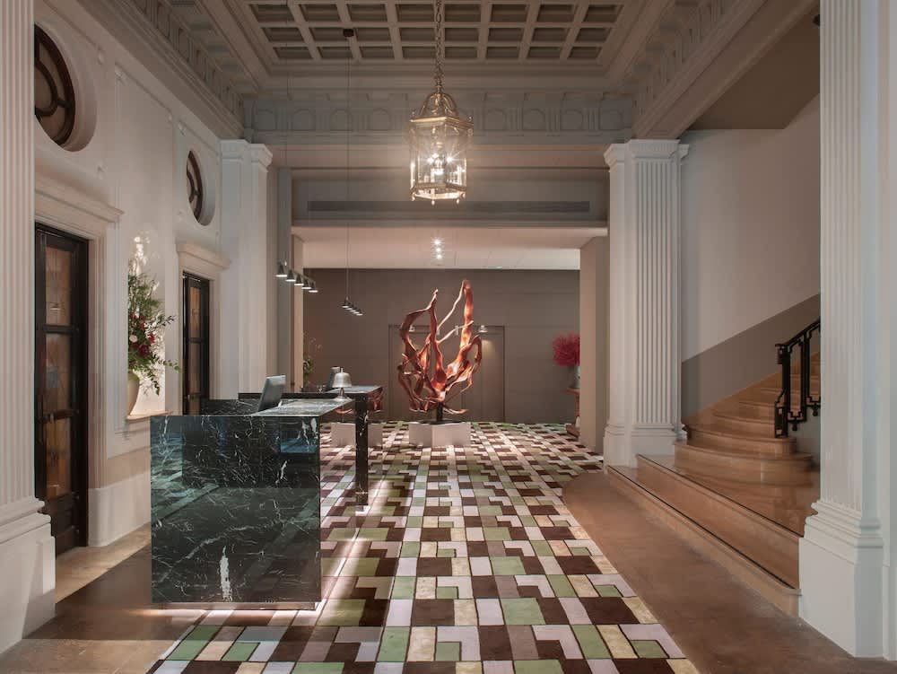 Grand Hotel Central, Small Luxury Hotels 2