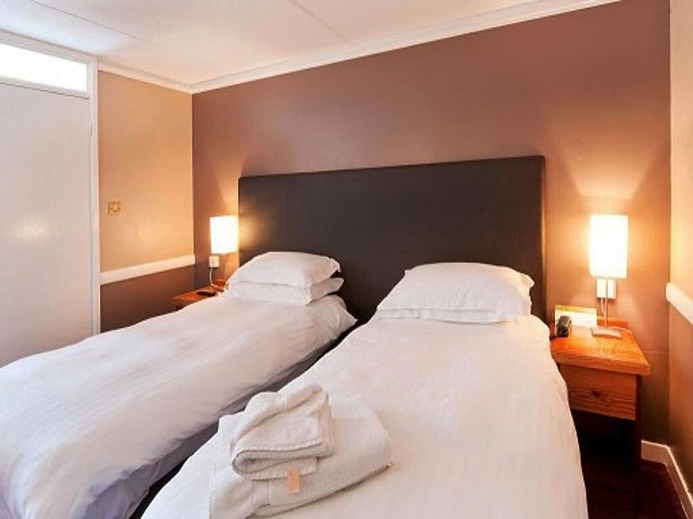 Bull Hotel by Greene King Inns 2