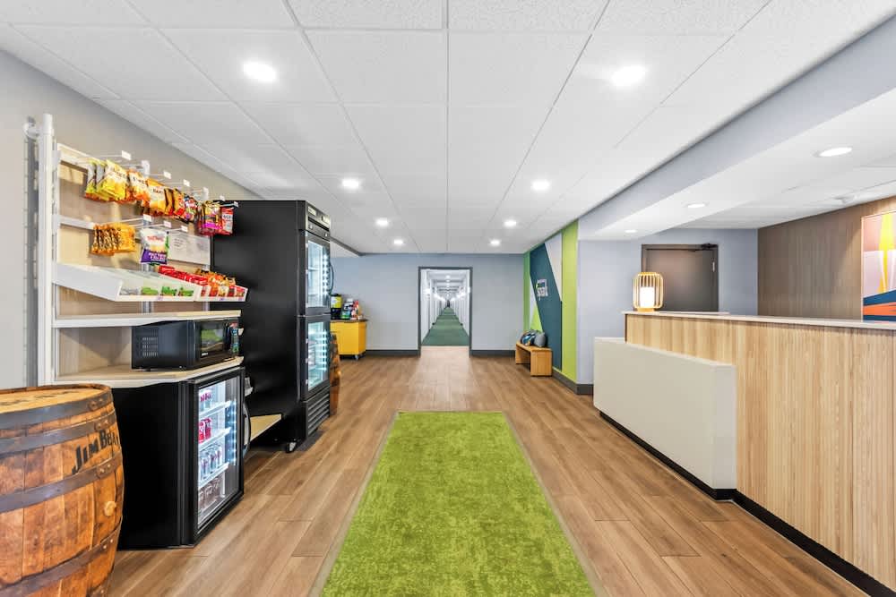 Spark by Hilton Bardstown 2