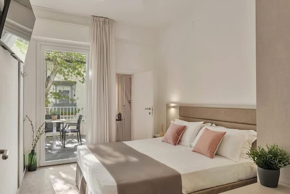 Hotel Lux 2