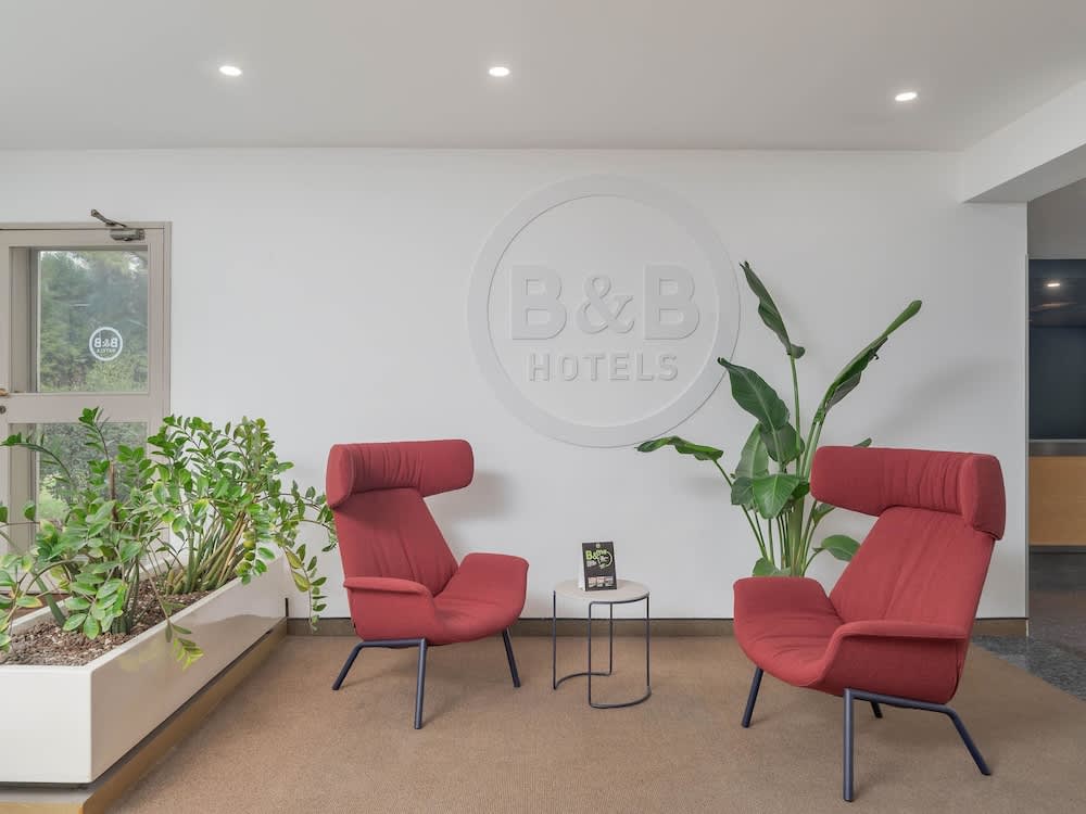 B&B HOTEL Calenzano First 2