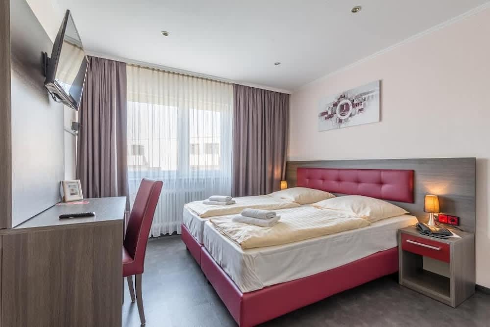 Hotel Klein Frankfurt East 2