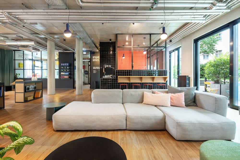 STAYERY Berlin Friedrichshain - stylish Rooms & Apartments 2