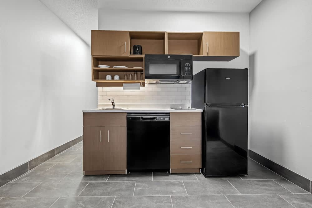 MainStay Suites Decatur River City 1