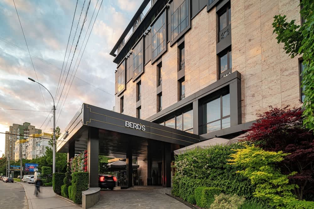 BERDS Hotel 1