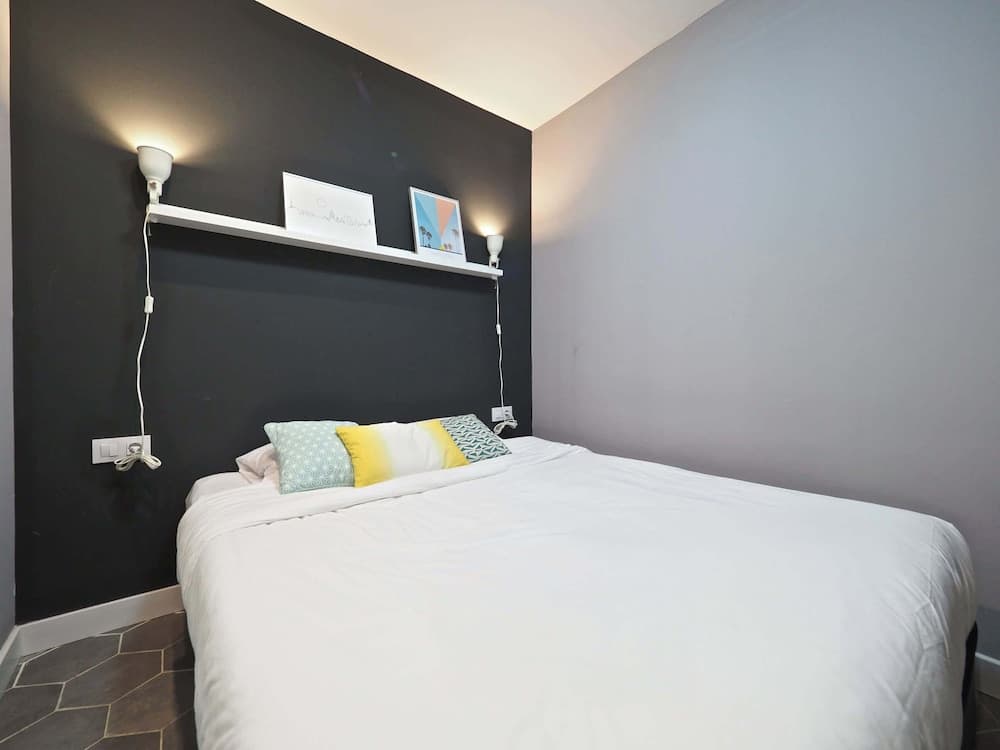 Torrassa Cozy Apartment by Olala Homes 2