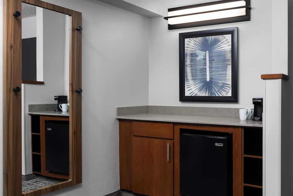 Hyatt Place Sterling Dulles Airport North 1