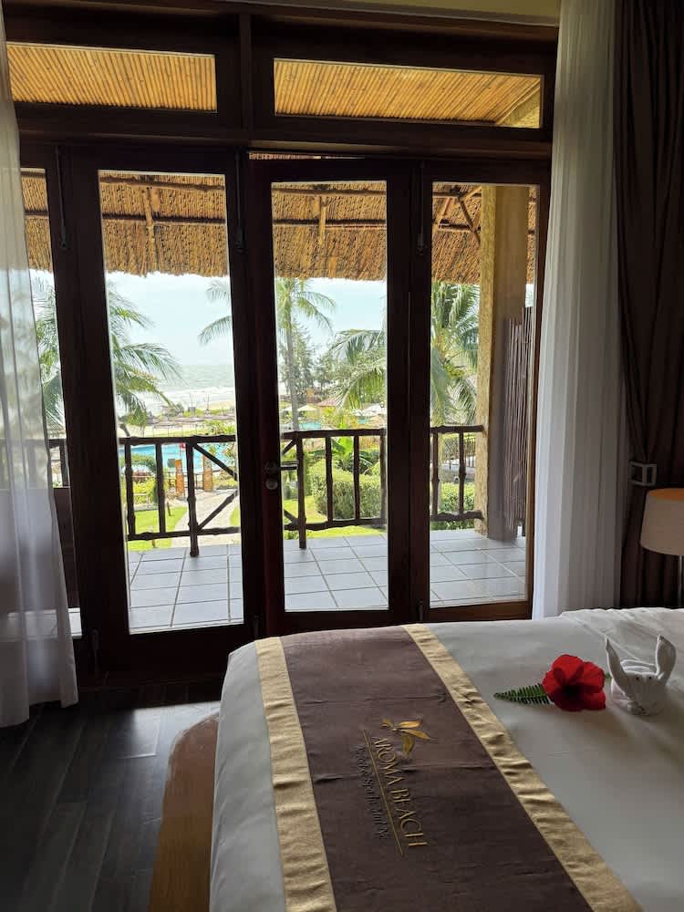 Aroma Beach Resort and Spa 1