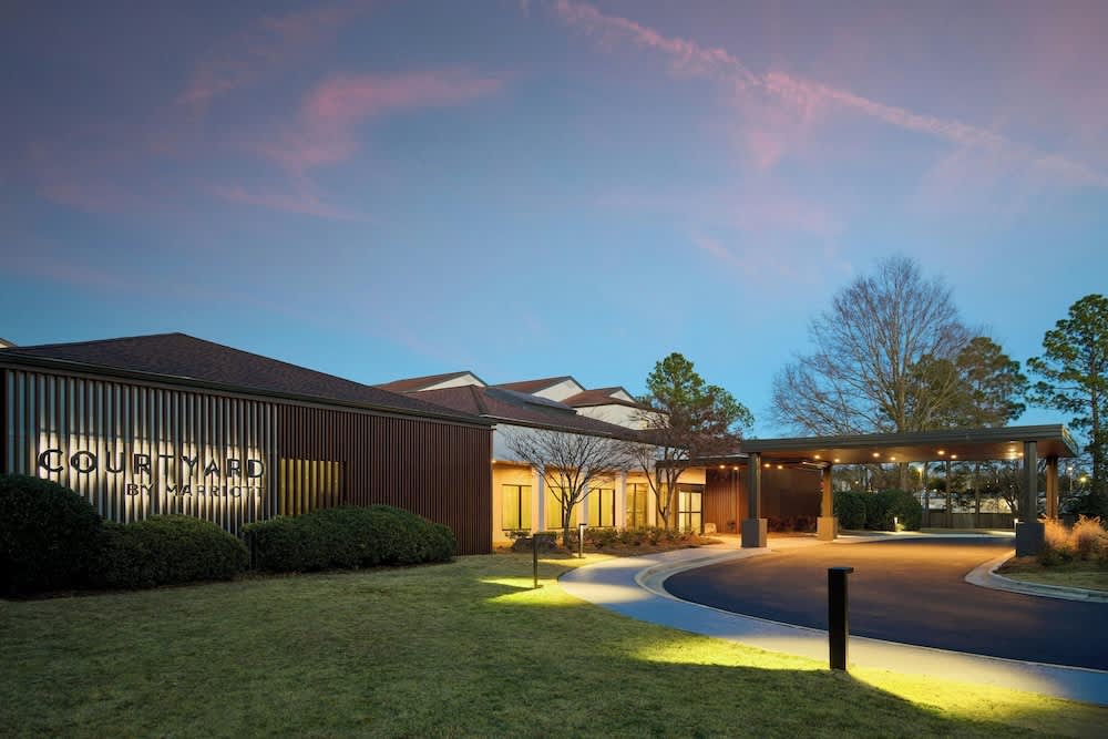 Courtyard by Marriott Huntsville University Drive 1