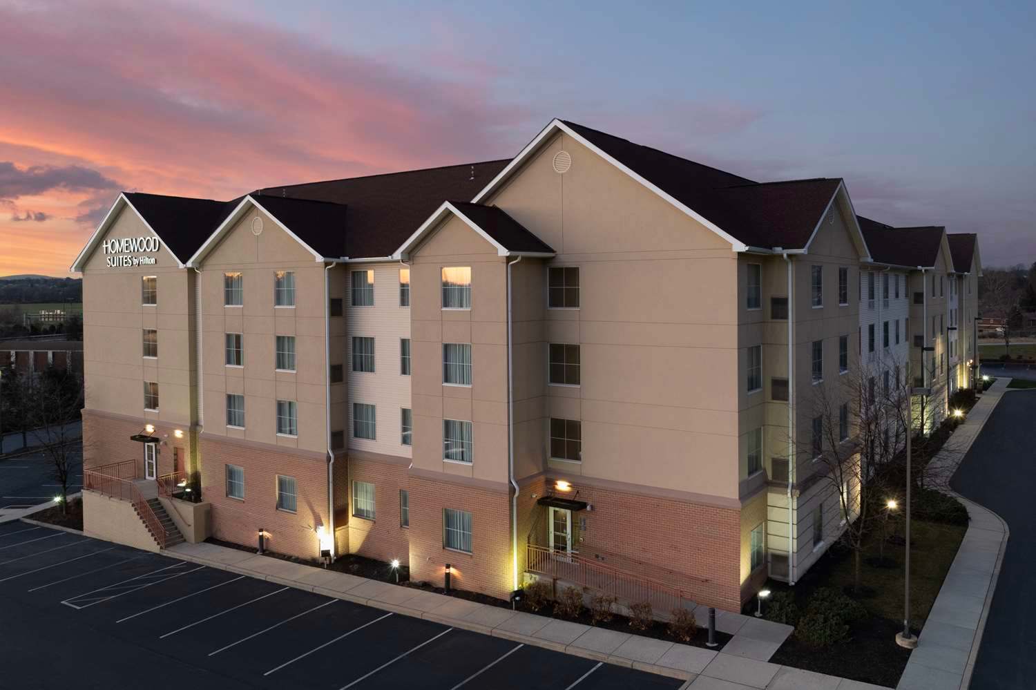 Homewood Suites by Hilton York 1