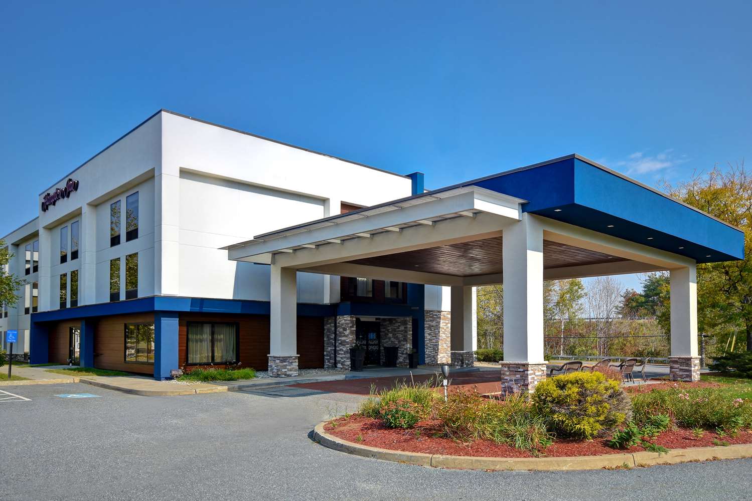 Hampton Inn White River Junction 2