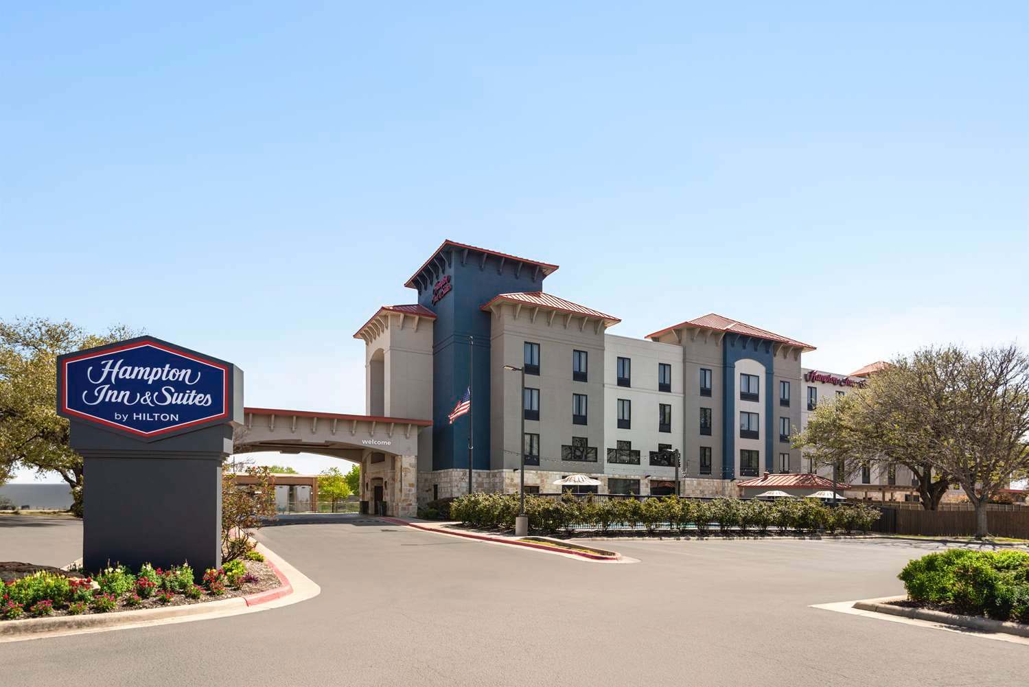 Hampton Inn & Suites San Marcos 1