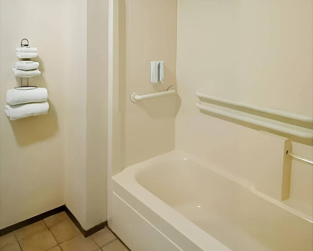 Rodeway Inn Jackson 1
