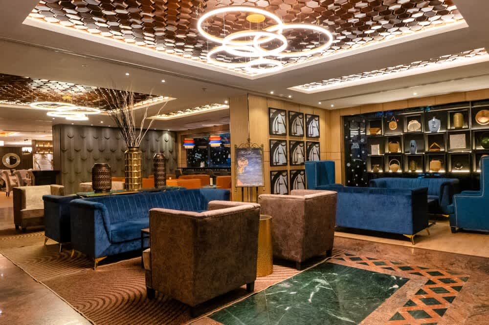 Howard Johnson by Wyndham Kota Kinabalu City Centre, formerly Hotel Shangri-La Kota Kinabalu 2
