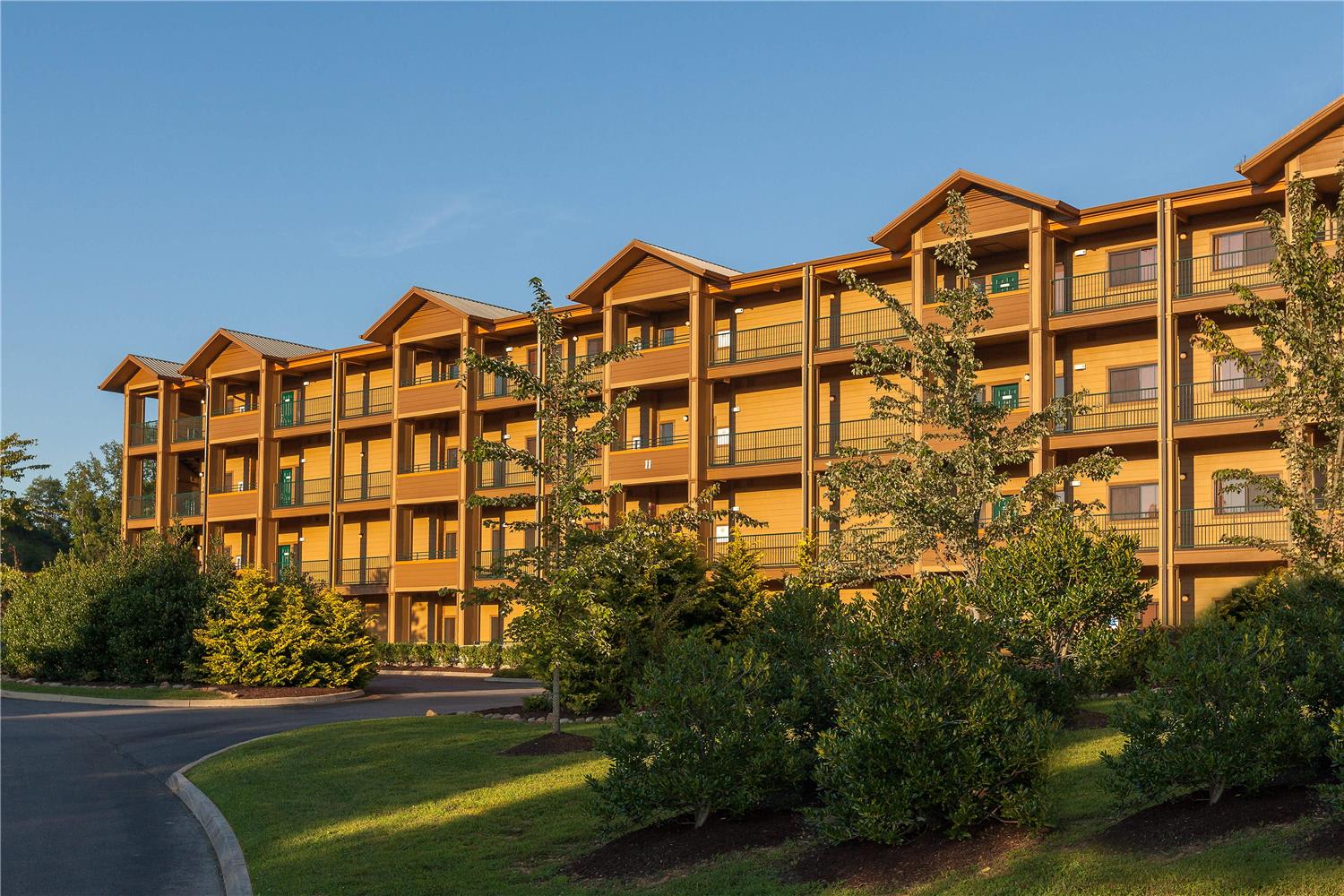 Hilton Vacation Club MountainLoft Gatlinburg 1