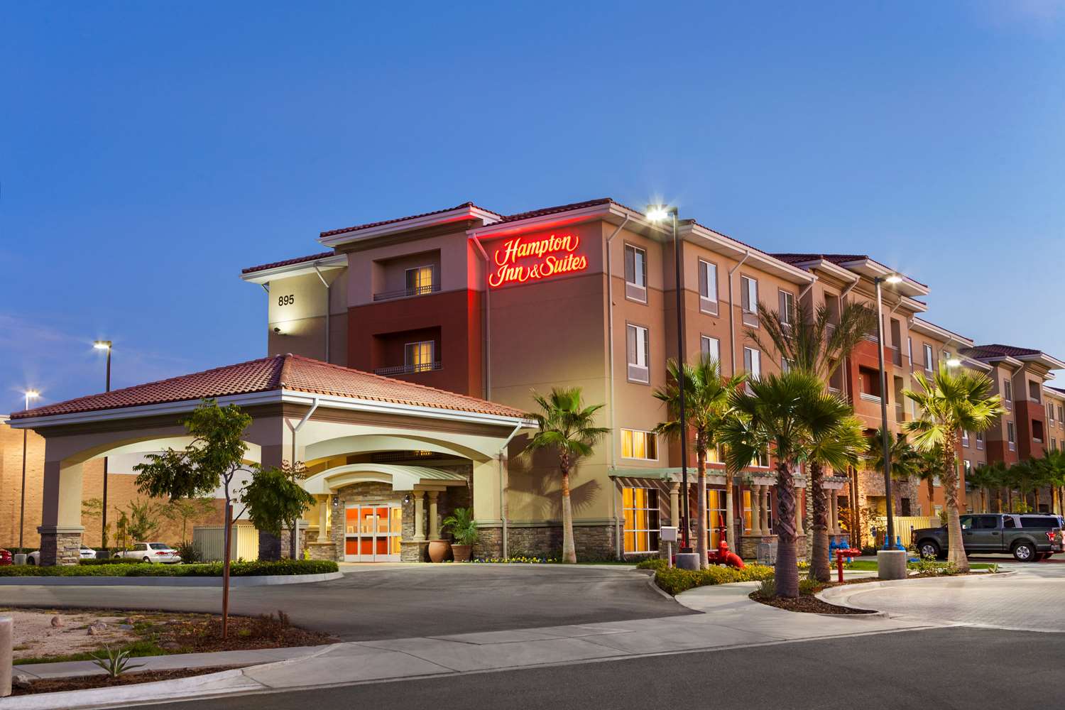 Hampton Inn & Suites San Bernardino 1