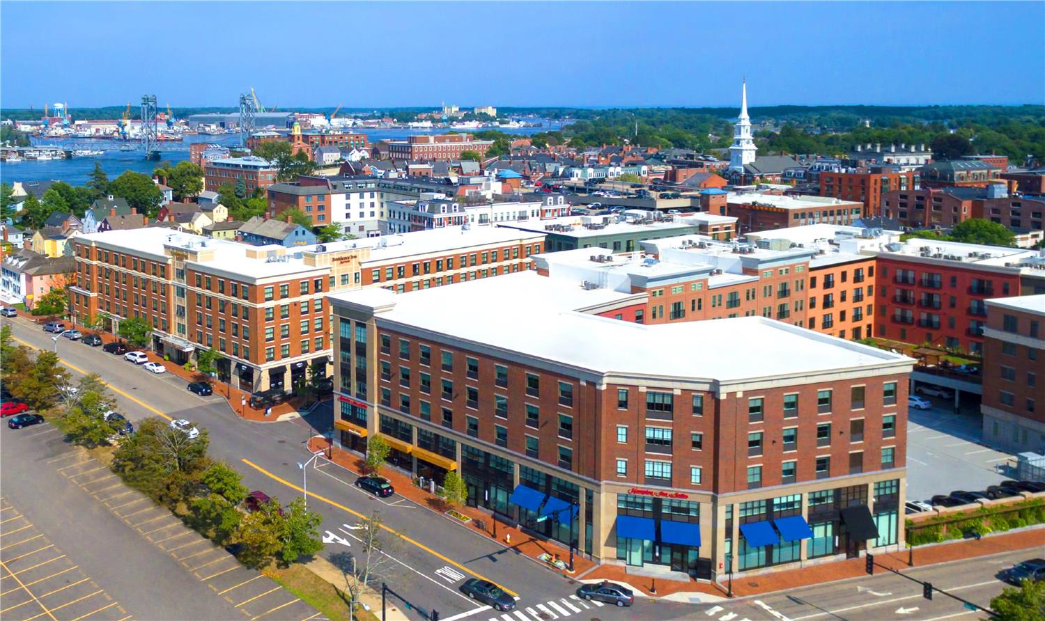 Hampton Inn & Suites Portsmouth Downtown 2