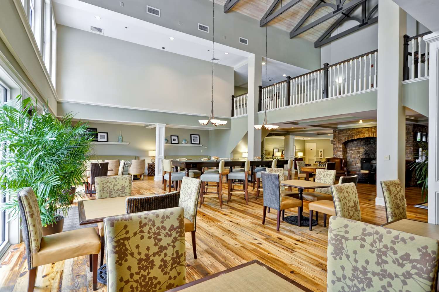 Hampton Inn & Suites Charleston/Mt. Pleasant-Isle Of Palms 1