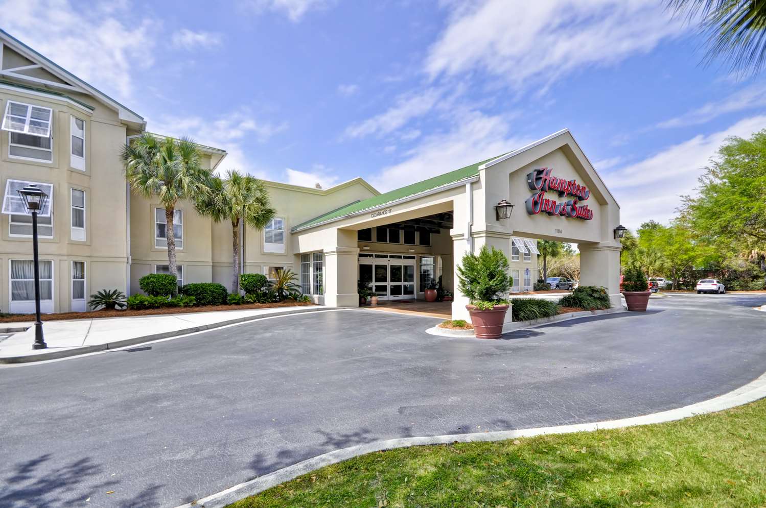 Hampton Inn & Suites Charleston/Mt. Pleasant-Isle Of Palms 2