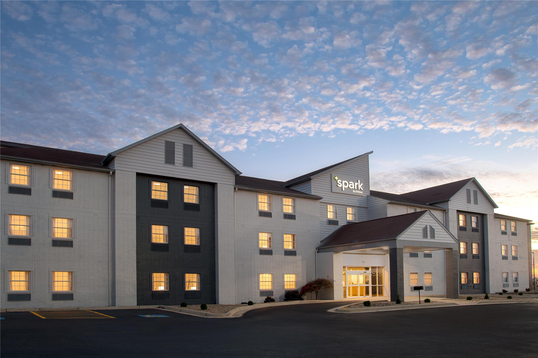 Spark by Hilton St Robert Fort Leonard Wood 1