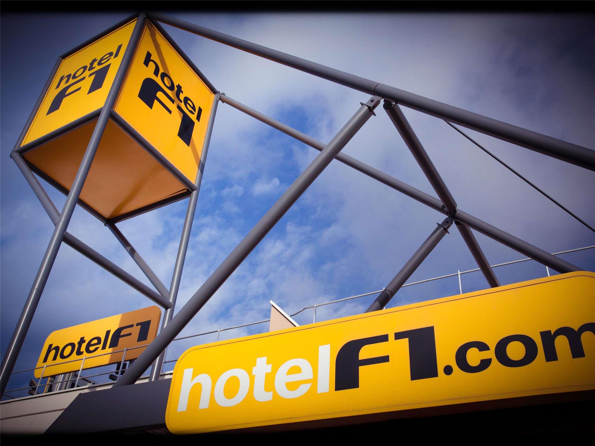 hotelF1 Cholet 1