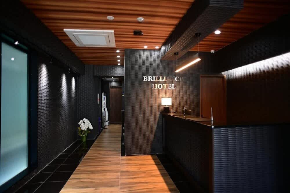 BRILLIANCE Hotel 1
