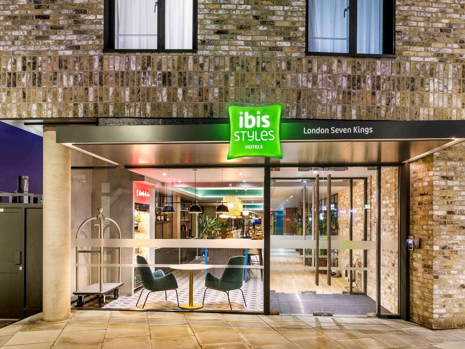 Ibis Styles London Seven Kings 2