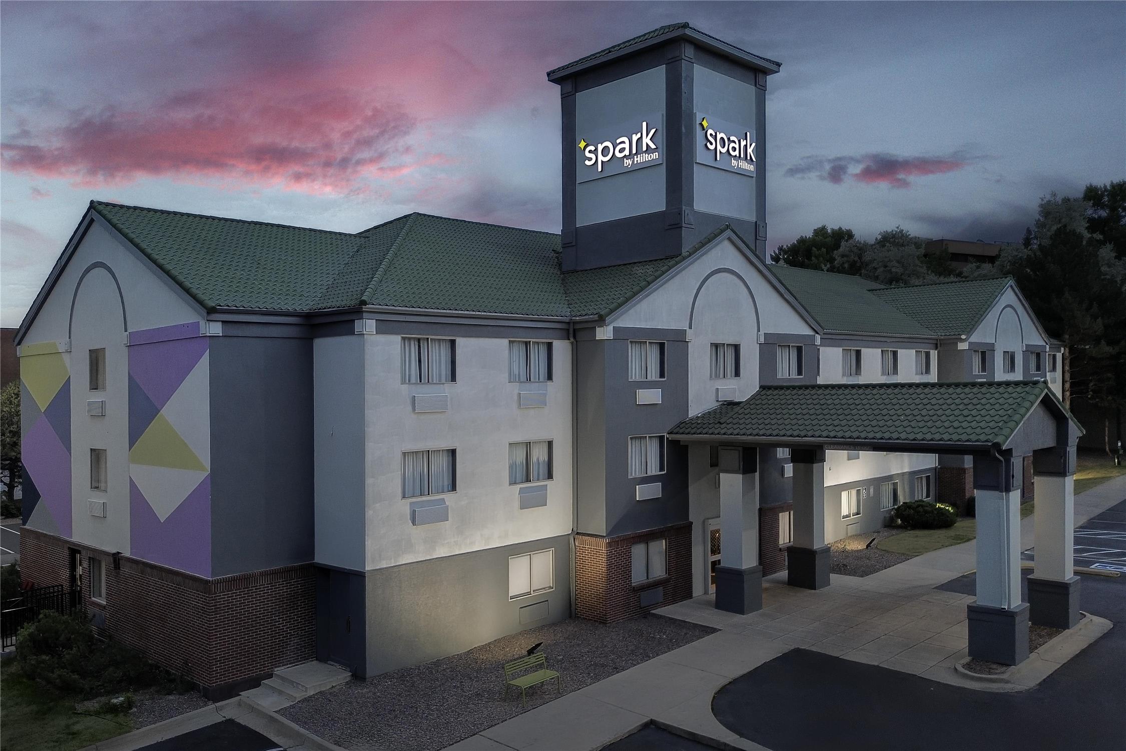 Spark by Hilton Denver Tech Center Greenwood Village 2