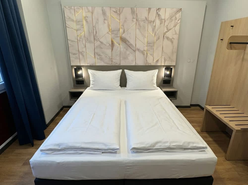 Nivara Hotel 1