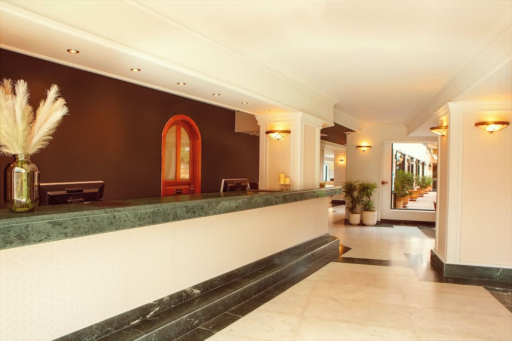 Zeus Essence Ramada by Wyndham Athens 2