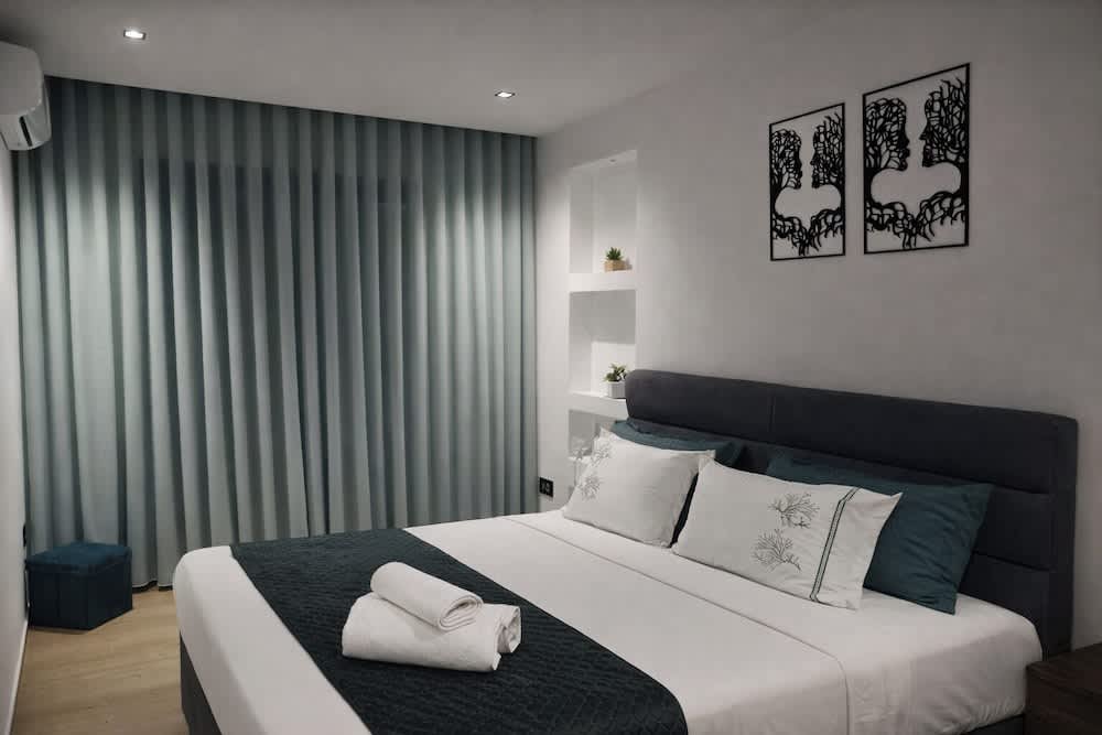 Captivating 2-Bed Apartment in Tunis 2