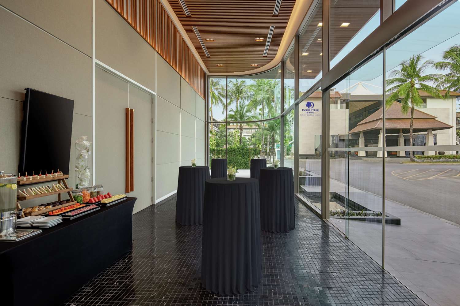 DoubleTree by Hilton Phuket Banthai Resort 2