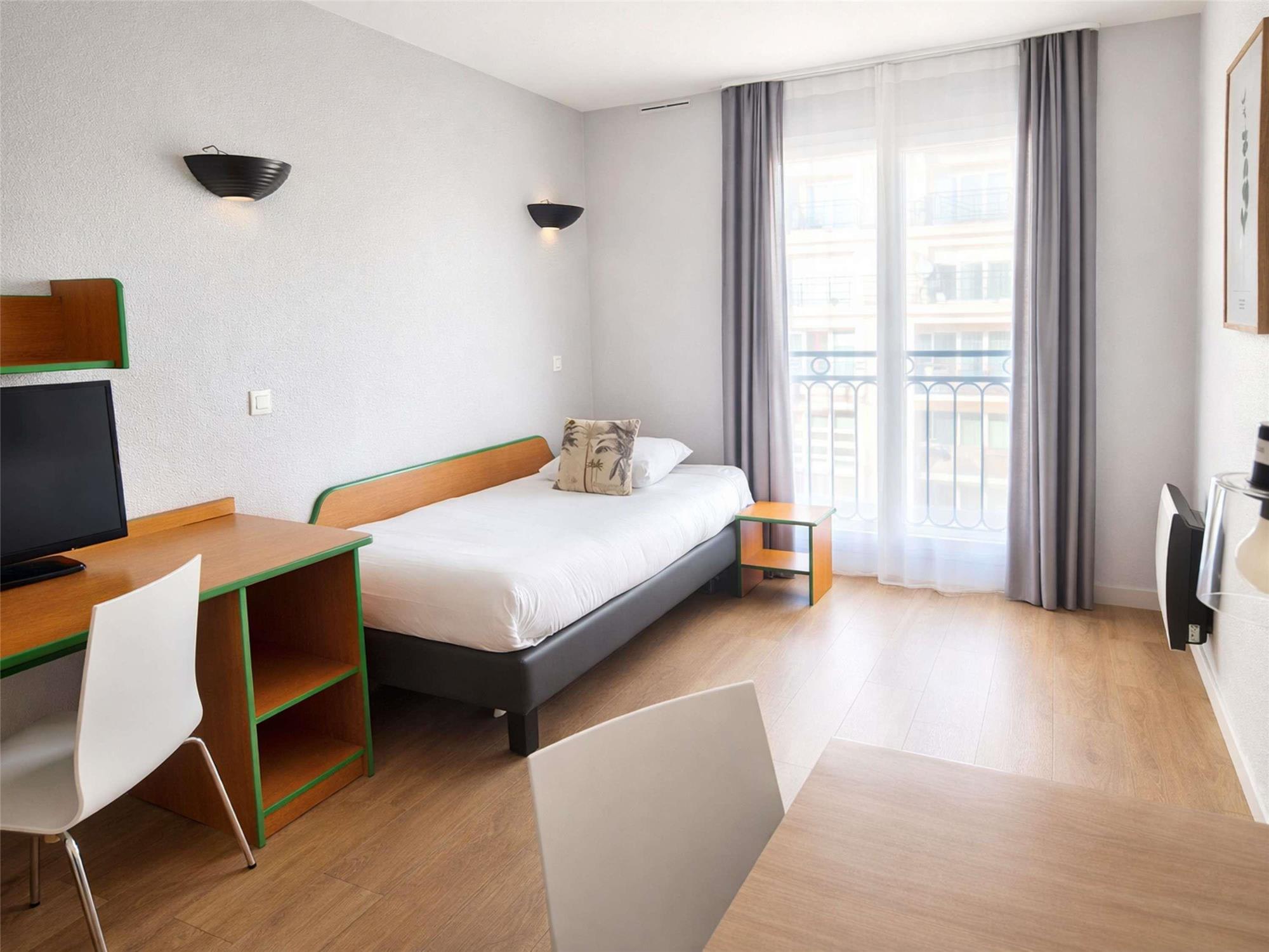 Aparthotel Adagio Access Paris Maisons-Alfort 2