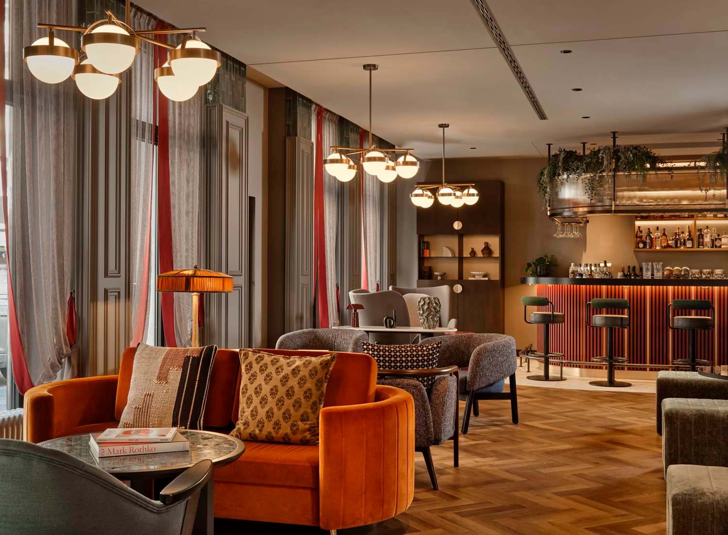 Radisson RED Berlin Kudamm 1