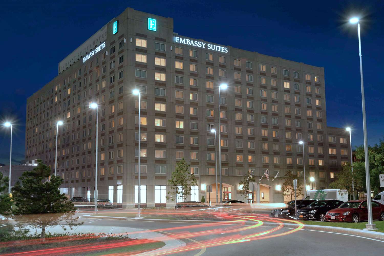 Embassy Suites Boston at Logan Airport 1