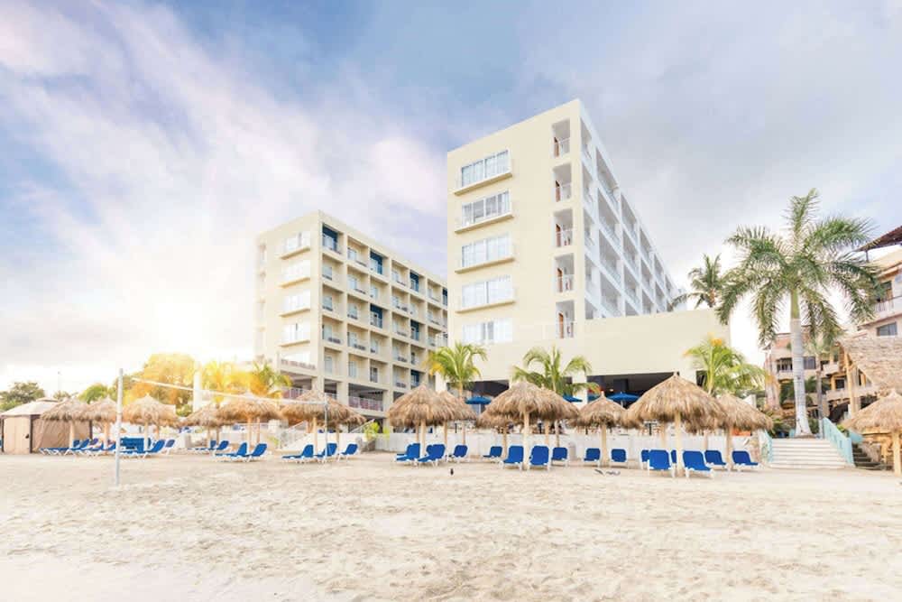 Decameron La Marina Guayabitos, Ramada All Inclusive Resort 1