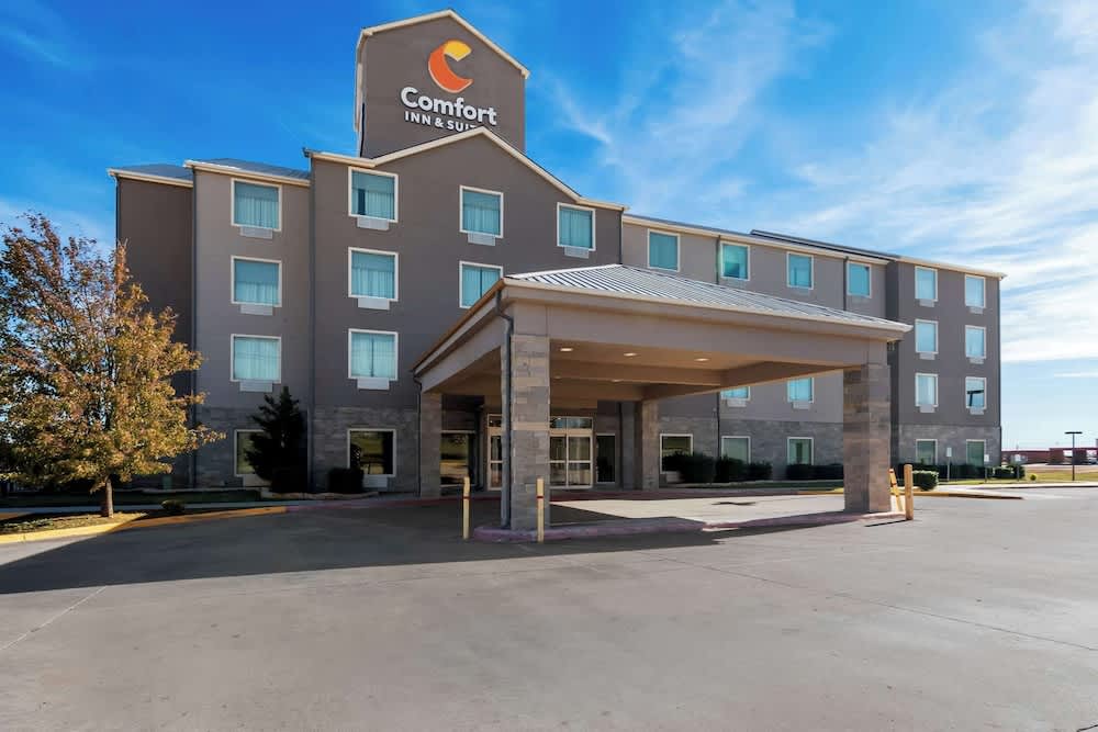 Comfort Inn & Suites Elk City South 1