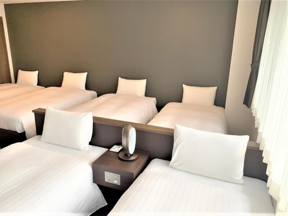 Bande Hotel Osaka 2