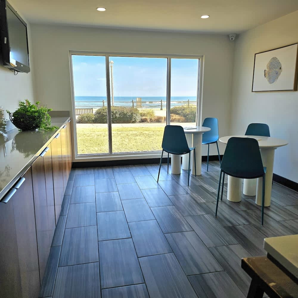 SureStay Studio by Best Western Virginia Beach Oceanfront 2