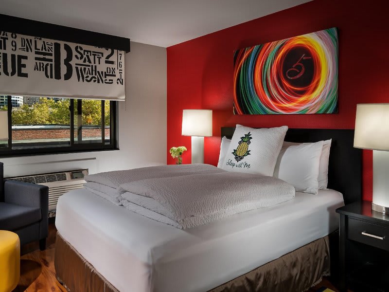 Hotel Five - A Staypineapple Hotel 2