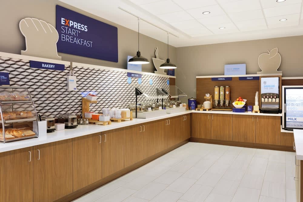 Holiday Inn Express Alexander City South by IHG 1