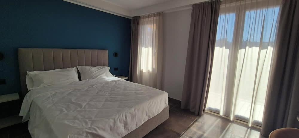 Hotel V7 2