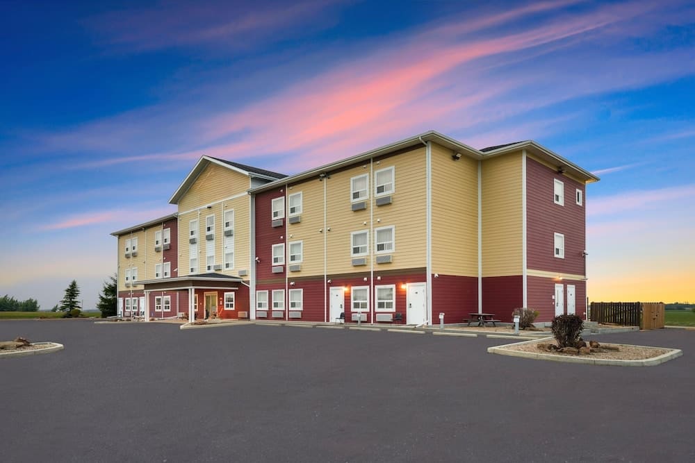 Elk Island Studios - Lamont 1