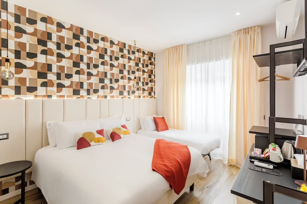 Romi Suite 1