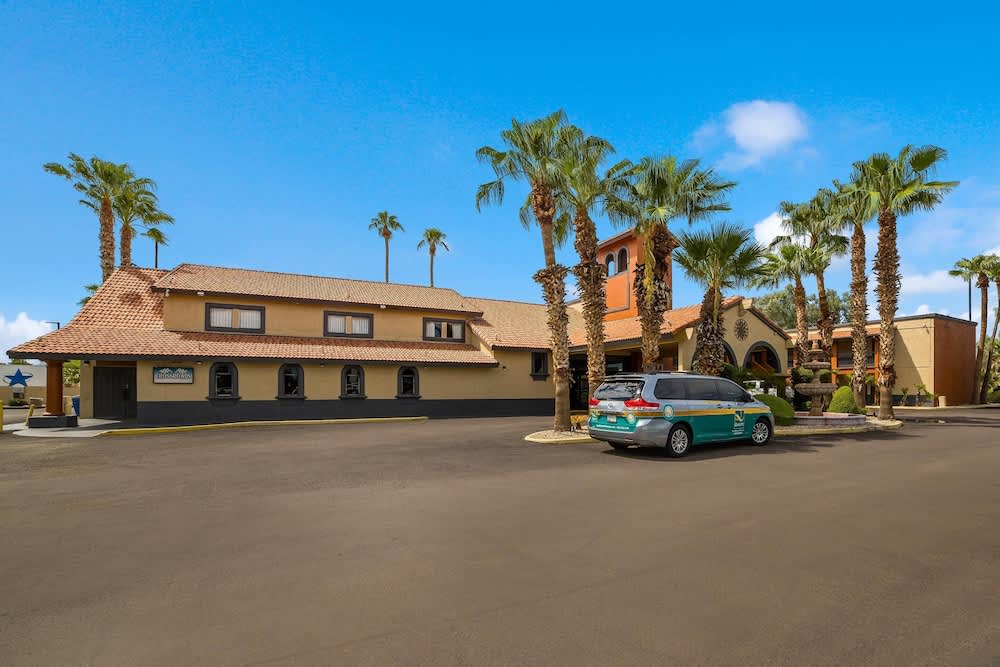 Quality Inn & Suites Goodyear - Phoenix West 1