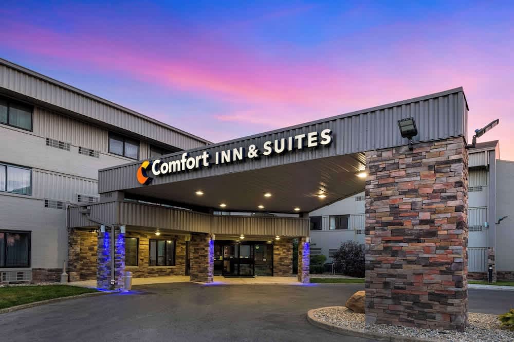 Comfort Inn & Suites Indianapolis Northwest - College Park 1