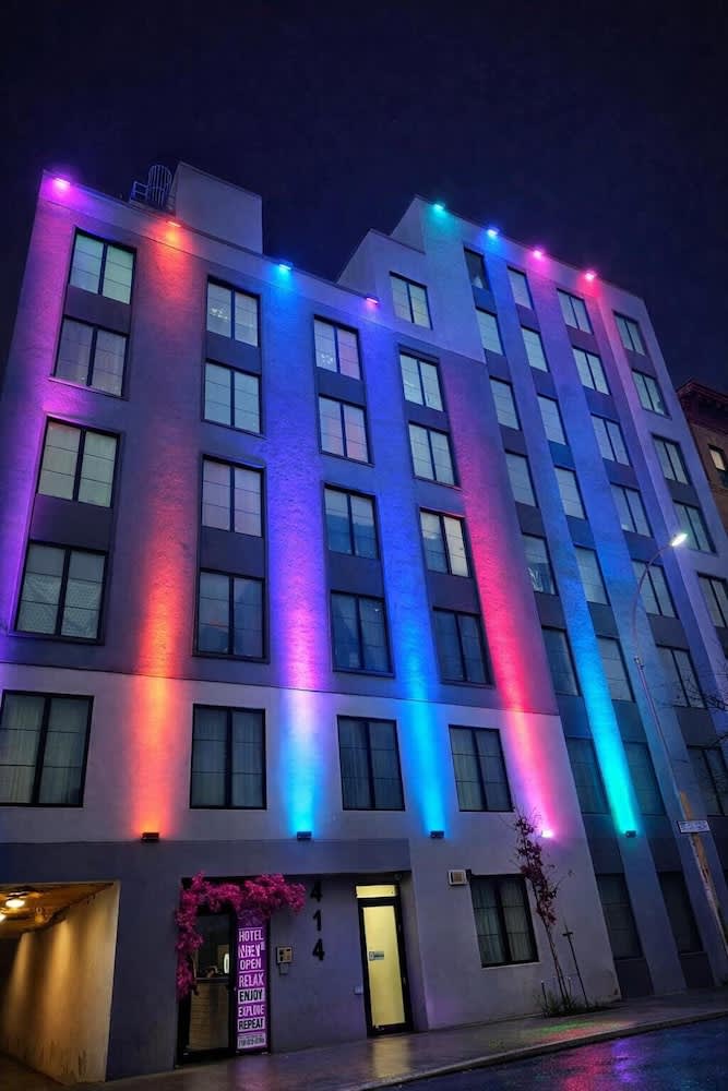 ROSE HOTEL BRONX 1